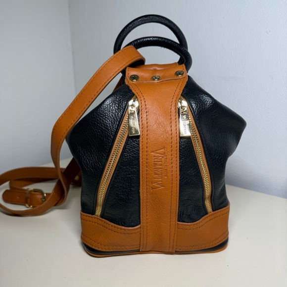 Valentina Brown Black Leather Crossbody Convertible Bagpack Pebble Grain Bucket - Picture 1 of 13